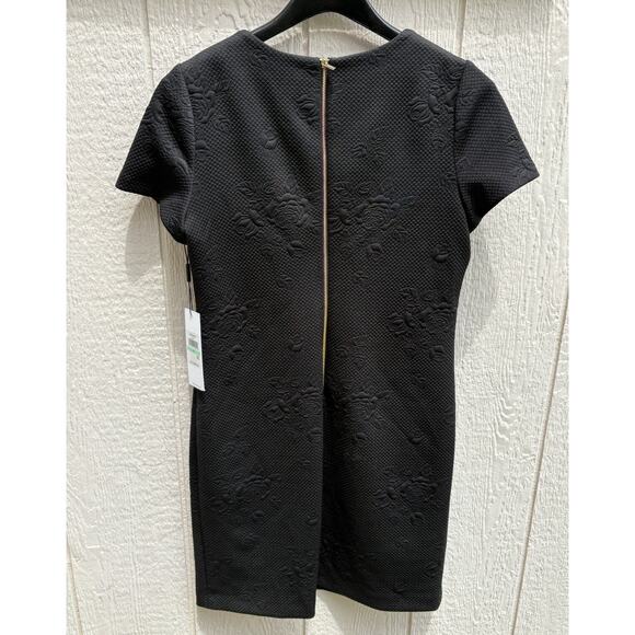 Calvin Klein Black Cocktail Sheath Dress Knee-Length Quilted Floral Size 8 NEW - Picture 2 of 5
